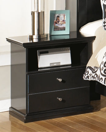 Maribel Full Panel Bed with Mirrored Dresser, Chest and Nightstand
